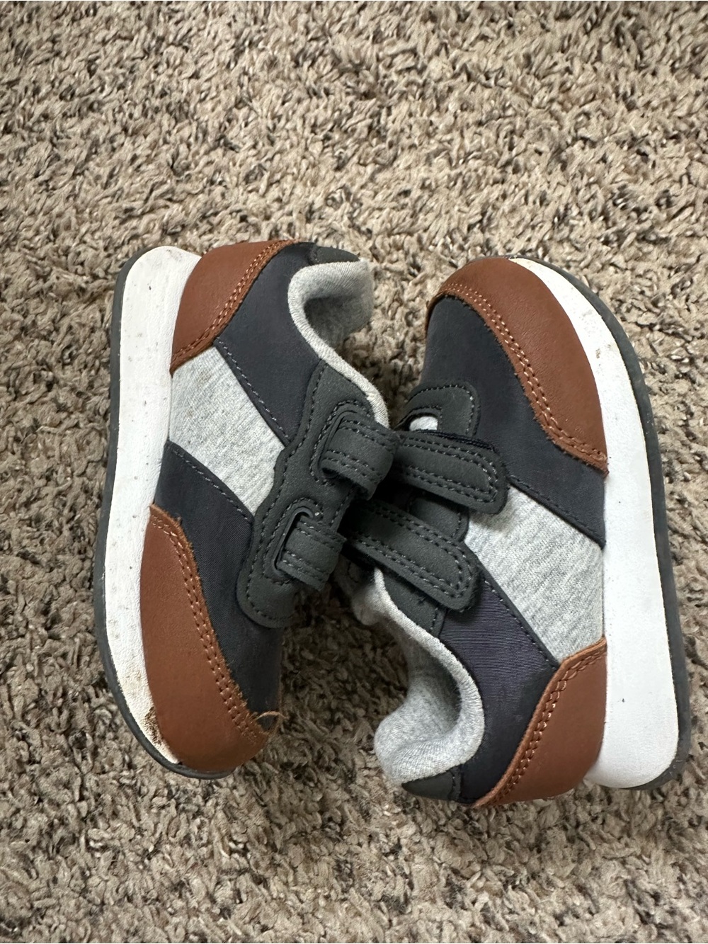 Toddler Boy Retro Style Velcro Sneakers in Gray, Brown and Black (Cat & Jack, 7)